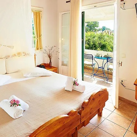 Alkyon & Apartmanhotel 4*